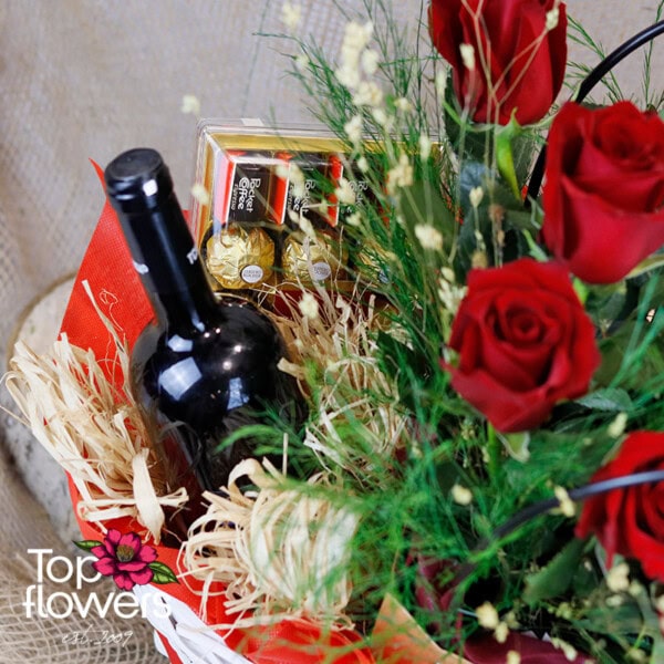 Gift Basket 1 | Red roses