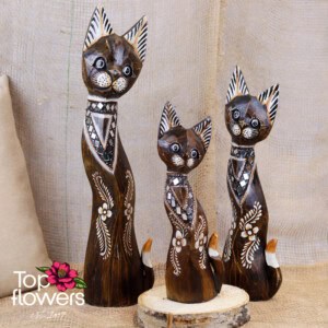 Decorative wooden cat | Brown