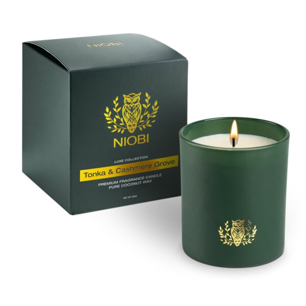 Natural scented candle NIOBI | Tonka and Cashmere Grove