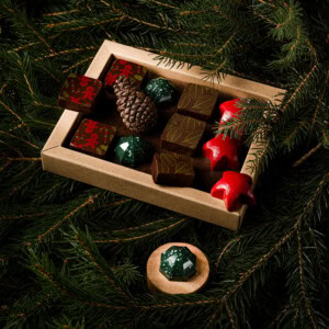 Sweet Little Christmas Chocolates | La Feve 130g.