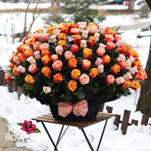 171 Multicolored Roses | Basket - Image 2