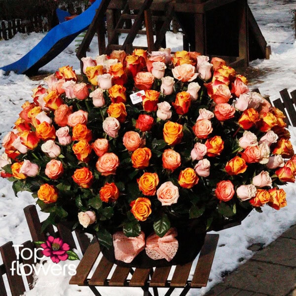 171 Multicolored Roses | Basket - Image 3