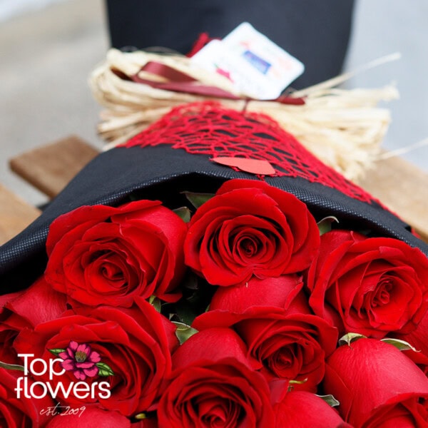 Classic bouquet | Red roses DELUXE